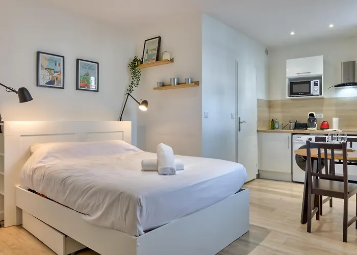 Anne Equipe A Proximite De La Gare Et Du Centre-ville Apartmán *